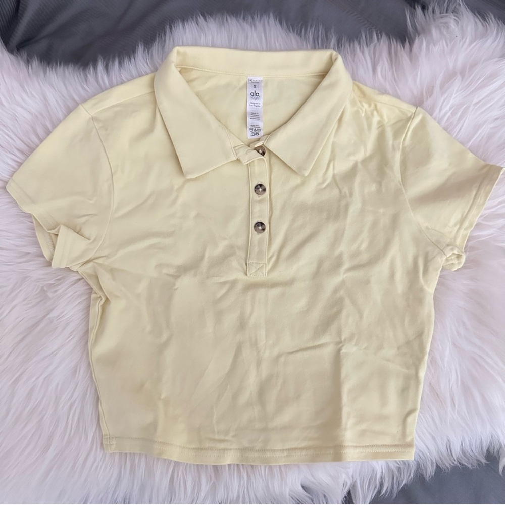 ALO Yoga Buttercup Yellow Cropped Button-Down Polo